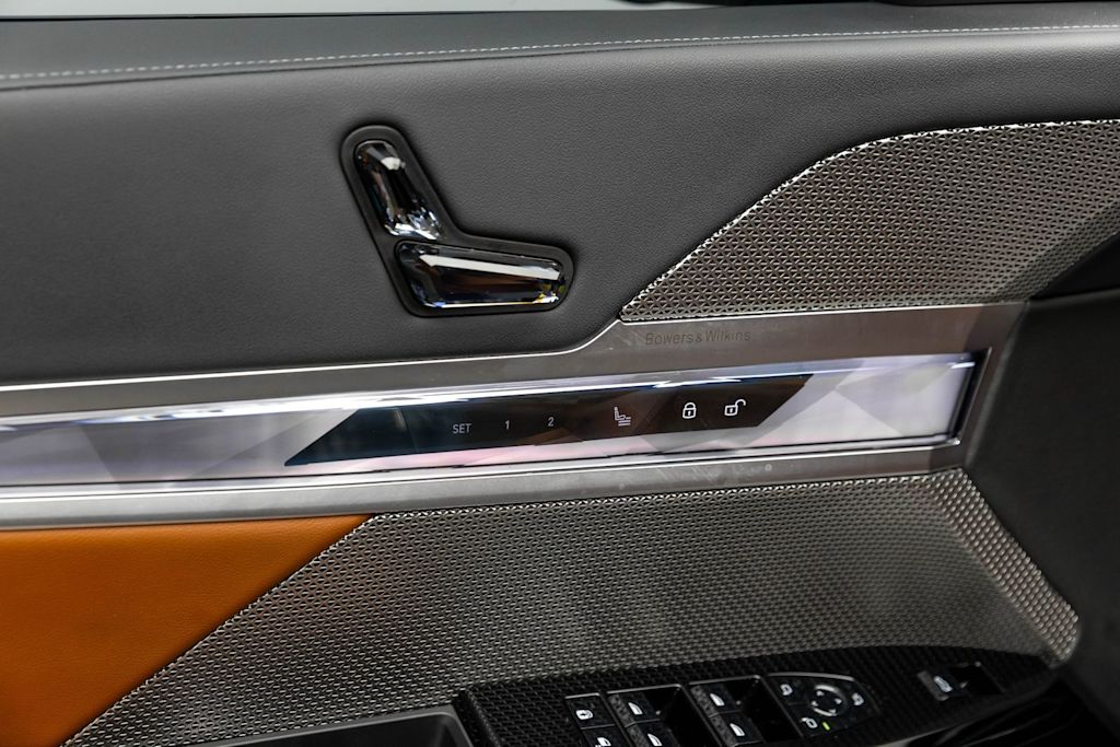 Thumbnail: 2024 BMW 7 Series - 25