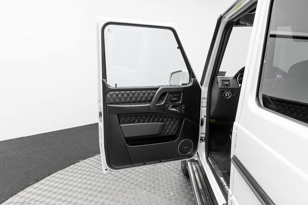 Thumbnail: 2017 Mercedes-Benz G-Class - 23