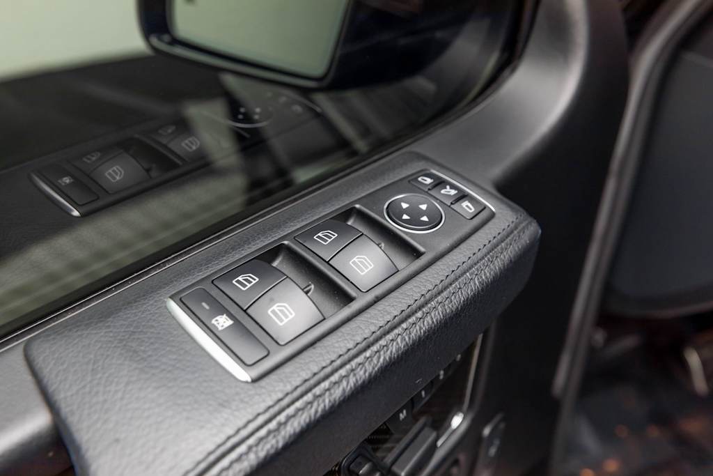 Thumbnail: 2014 Mercedes-Benz G-Class - 30