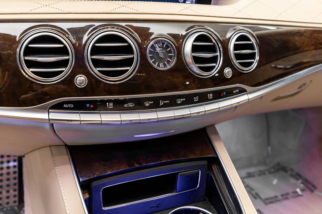 Thumbnail: 2020 Mercedes-Benz S-Class - 40