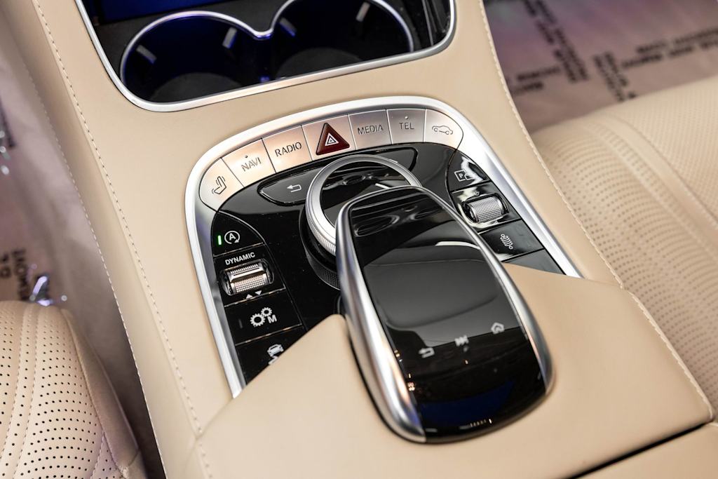 Thumbnail: 2020 Mercedes-Benz S-Class - 41
