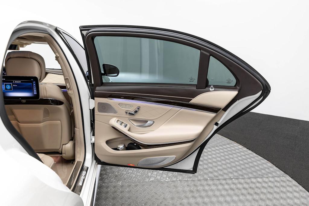 Thumbnail: 2020 Mercedes-Benz S-Class - 53