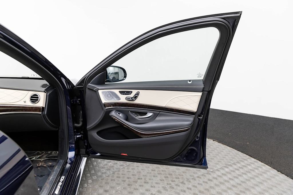 Thumbnail: 2020 Mercedes-Benz S-Class - 52