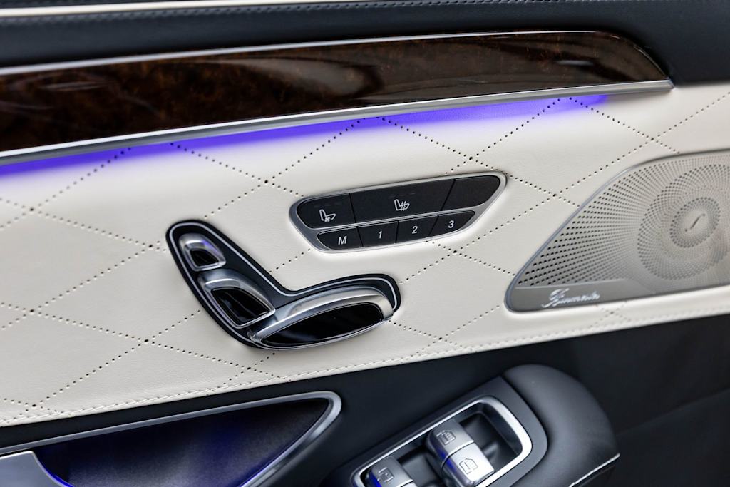 Thumbnail: 2020 Mercedes-Benz S-Class - 44