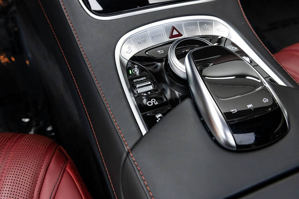 Thumbnail: 2019 Mercedes-Benz S-Class - 40