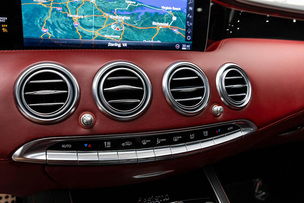 Thumbnail: 2019 Mercedes-Benz S-Class - 37