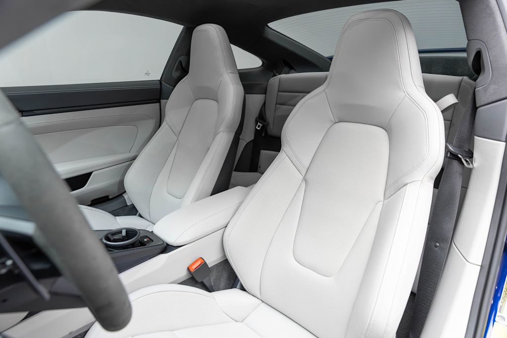 Thumbnail: 2024 Porsche 911 - 11