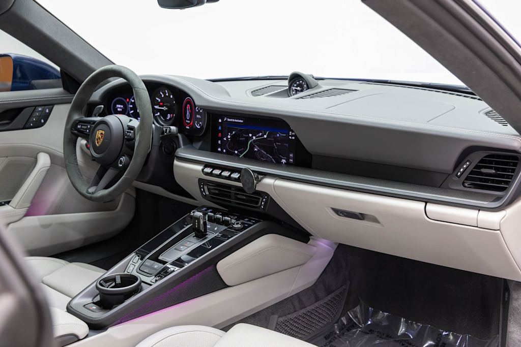 Thumbnail: 2024 Porsche 911 - 13