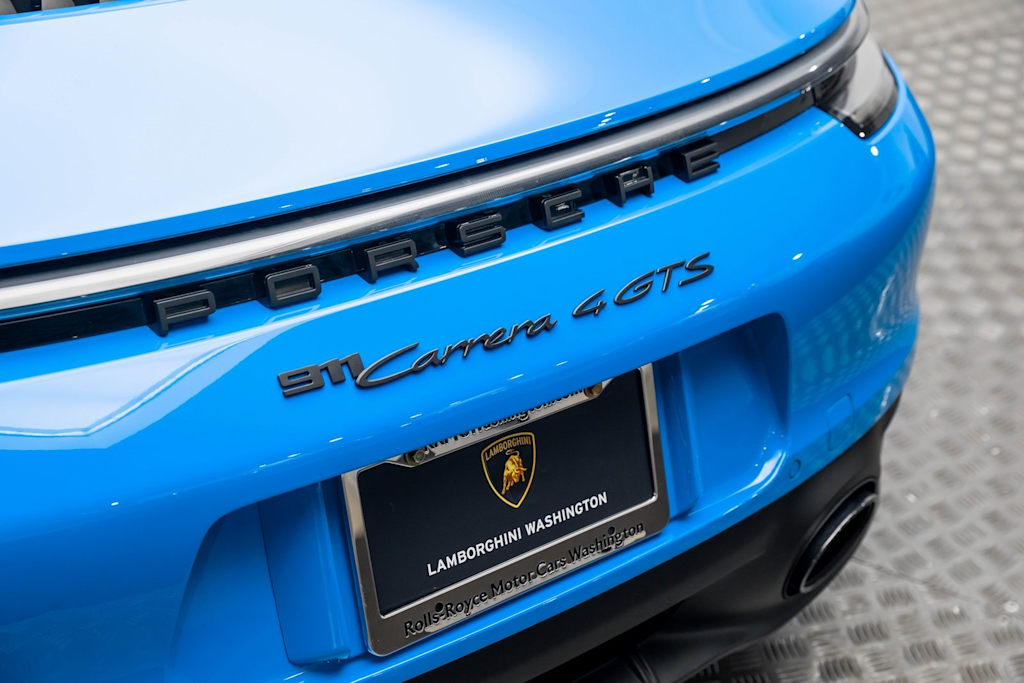 Thumbnail: 2022 Porsche 911 - 20