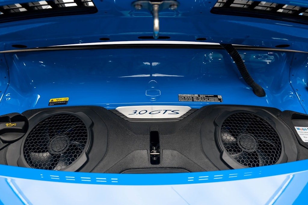 Thumbnail: 2022 Porsche 911 - 7