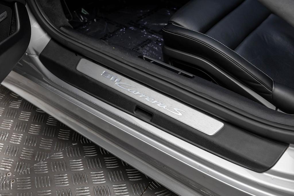 Thumbnail: 2020 Porsche 911 - 29