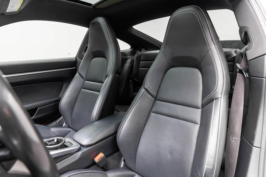 Thumbnail: 2020 Porsche 911 - 11