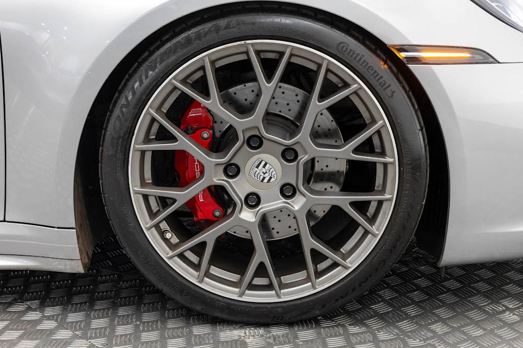 Thumbnail: 2020 Porsche 911 - 48
