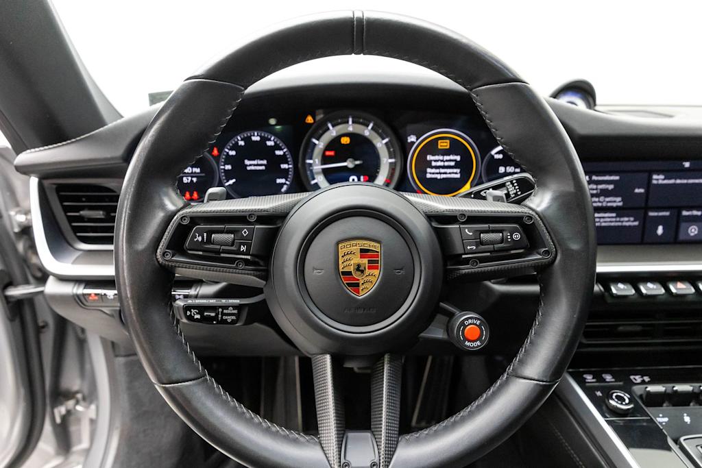 Thumbnail: 2020 Porsche 911 - 9