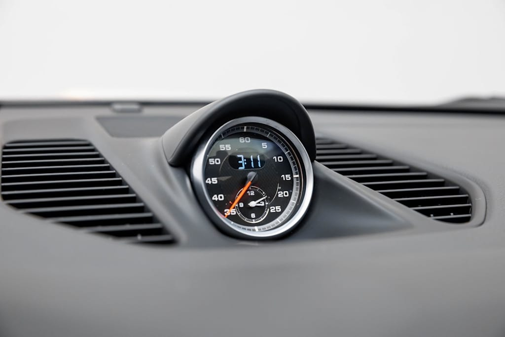 Thumbnail: 2015 Porsche 911 - 34