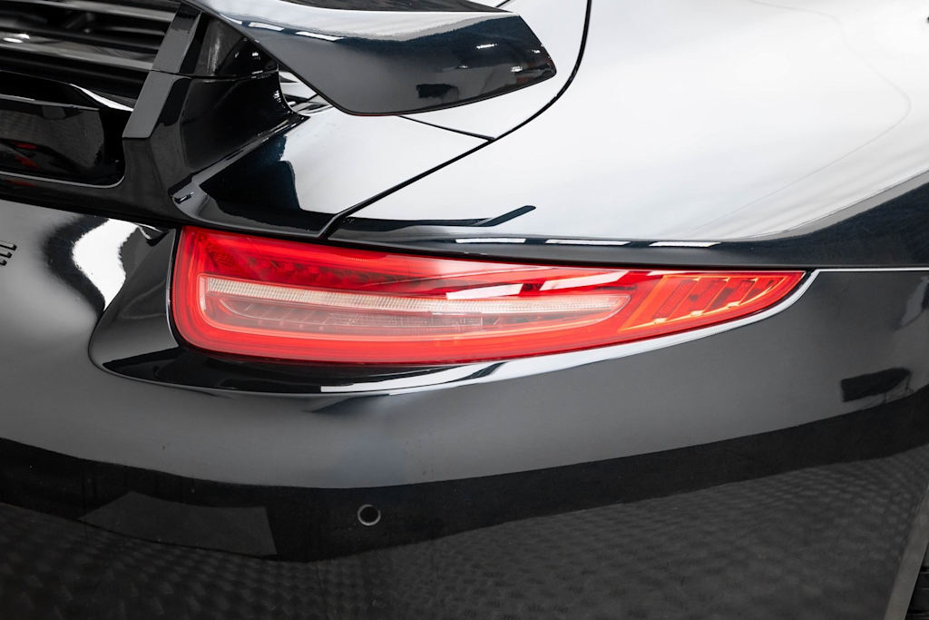 Thumbnail: 2015 Porsche 911 - 54