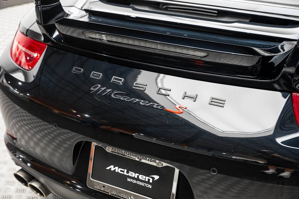 Thumbnail: 2015 Porsche 911 - 8