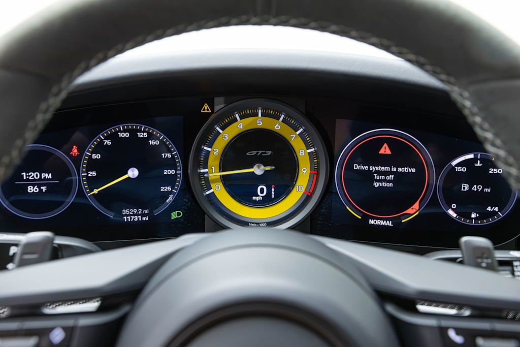 Thumbnail: 2023 Porsche 911 - 15
