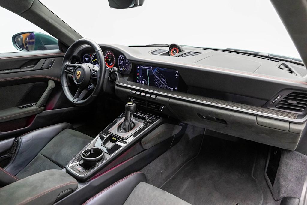 Thumbnail: 2023 Porsche 911 - 13