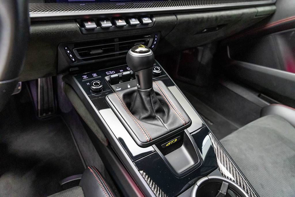 Thumbnail: 2023 Porsche 911 - 15