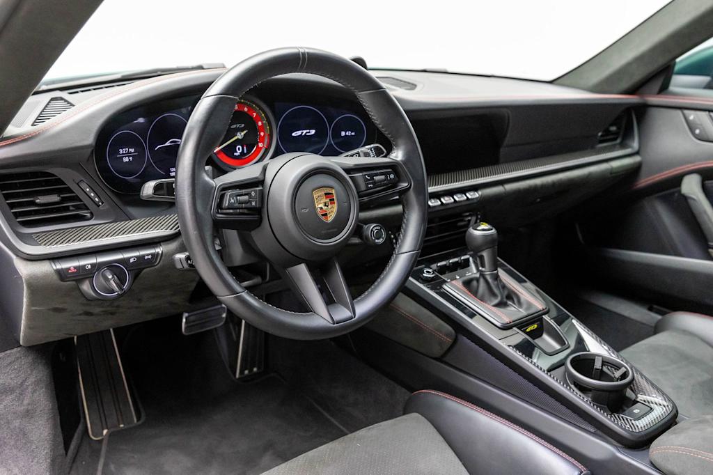 Thumbnail: 2023 Porsche 911 - 2
