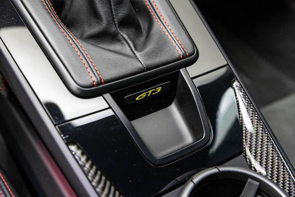 Thumbnail: 2023 Porsche 911 - 38
