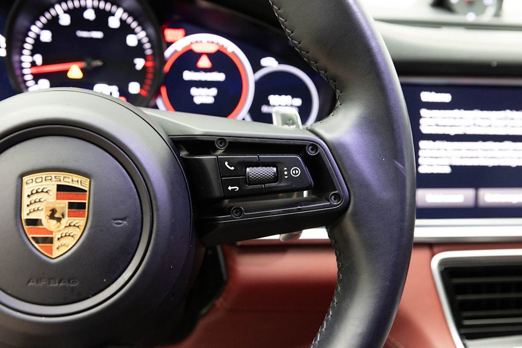Thumbnail: 2023 Porsche Panamera - 38