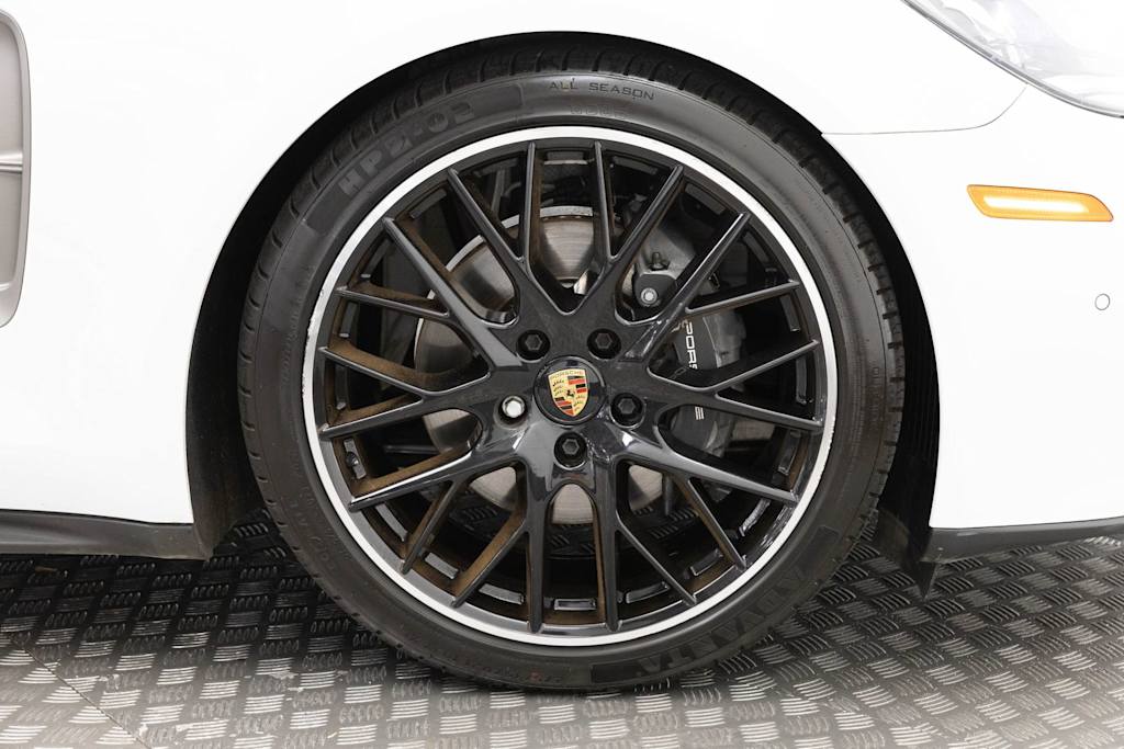 Thumbnail: 2023 Porsche Panamera - 59