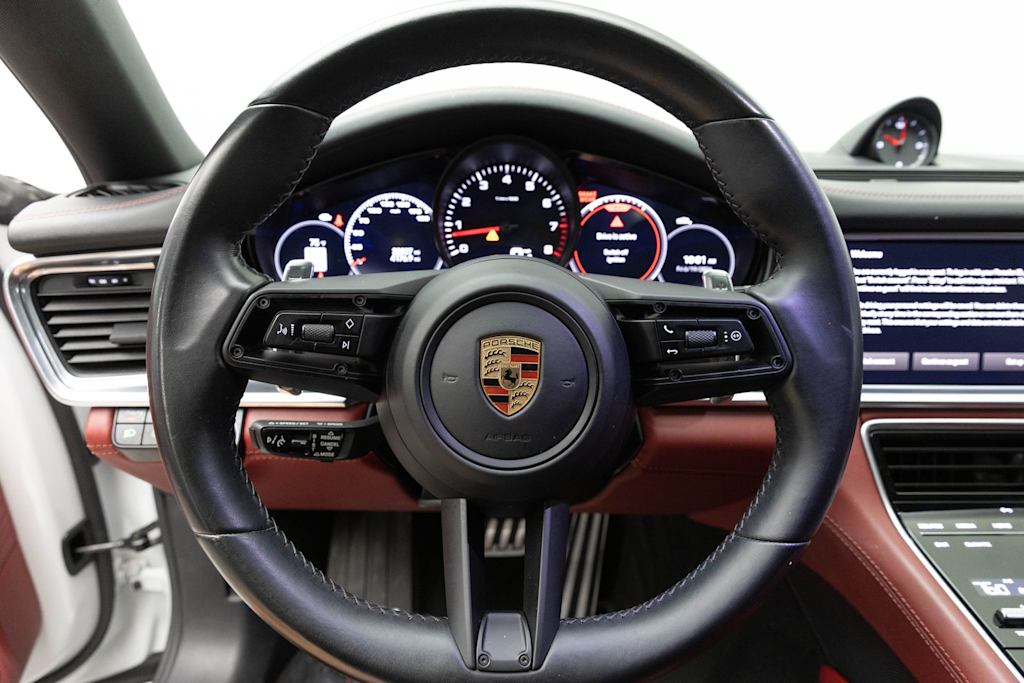 Thumbnail: 2023 Porsche Panamera - 9