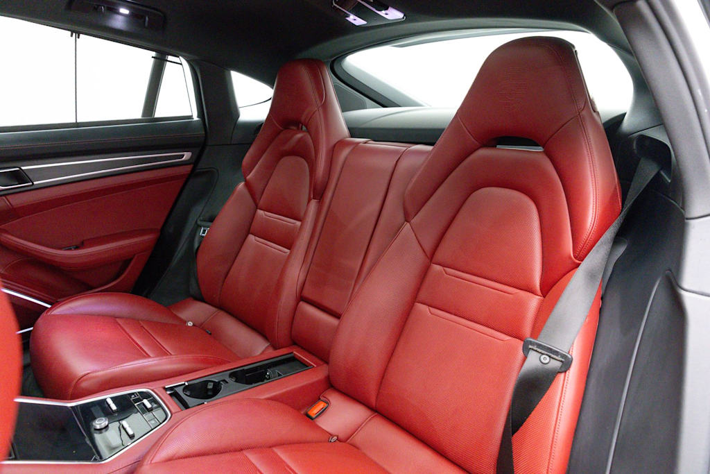 Thumbnail: 2023 Porsche Panamera - 21