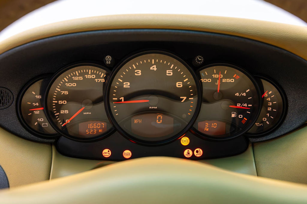 Thumbnail: 1999 Porsche 911 - 16