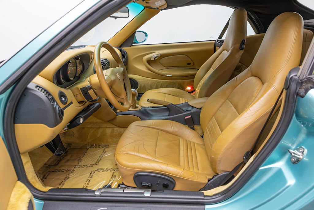 Thumbnail: 1999 Porsche 911 - 10