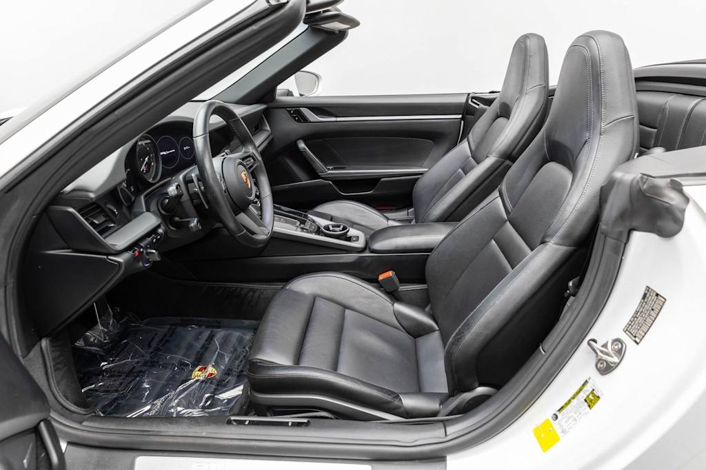 Thumbnail: 2020 Porsche 911 - 8
