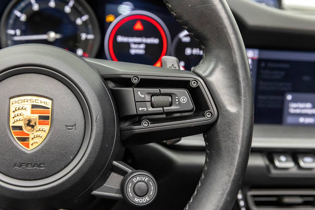 Thumbnail: 2020 Porsche 911 - 35