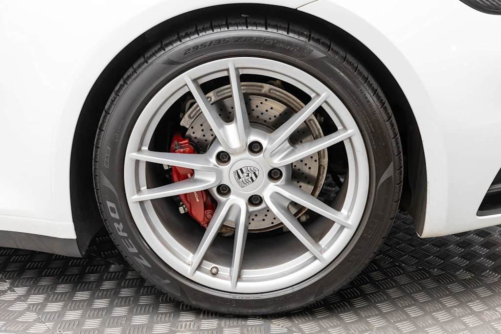Thumbnail: 2020 Porsche 911 - 48