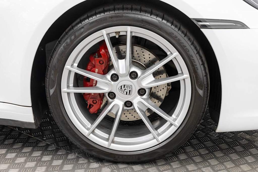Thumbnail: 2020 Porsche 911 - 50