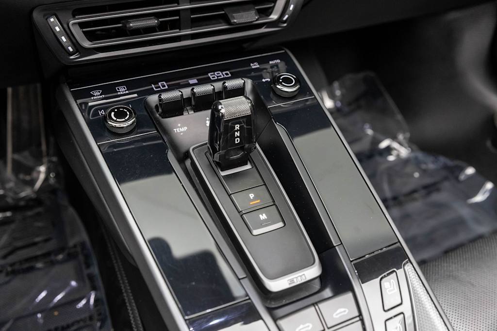 Thumbnail: 2020 Porsche 911 - 13