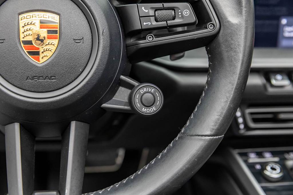 Thumbnail: 2020 Porsche 911 - 36