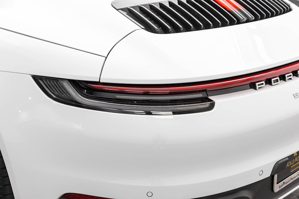 Thumbnail: 2020 Porsche 911 - 55