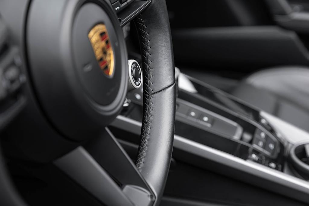 Thumbnail: 2022 Porsche 911 - 57