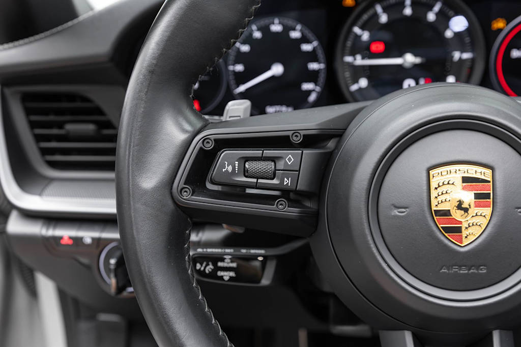 Thumbnail: 2022 Porsche 911 - 37