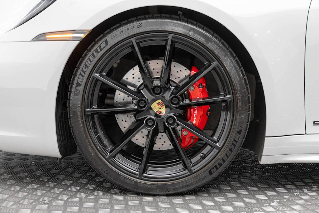 Thumbnail: 2022 Porsche 911 - 7
