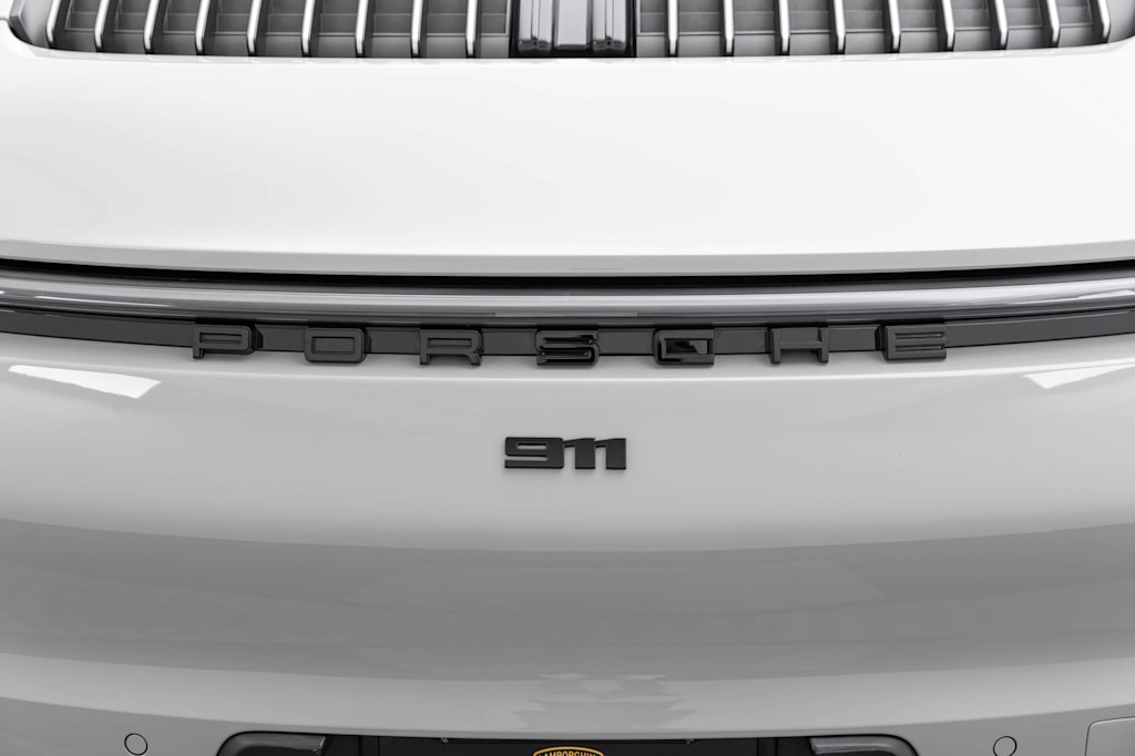 Thumbnail: 2022 Porsche 911 - 20