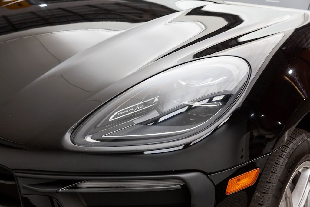 2022 Porsche Macan Base - Photo 55