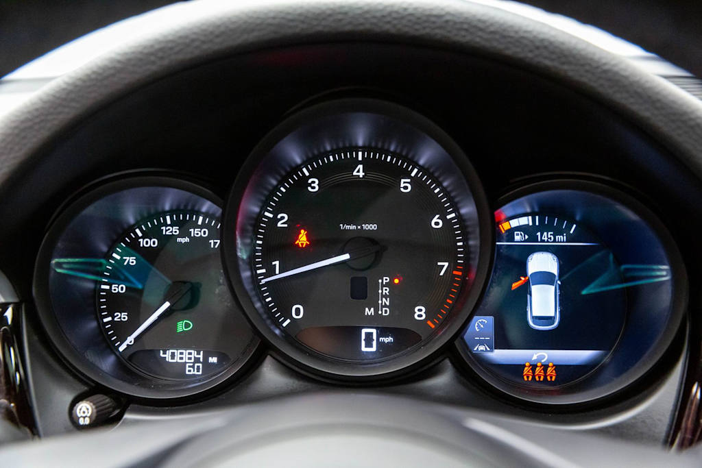 2022 Porsche Macan Base - Photo 15
