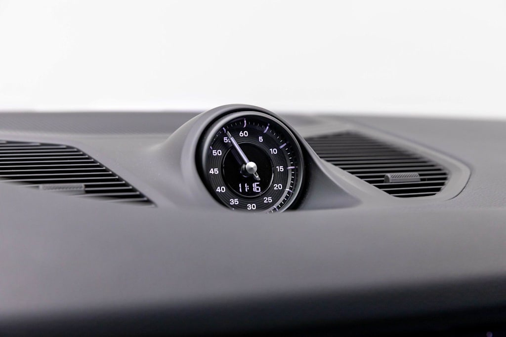 Thumbnail: 2024 Porsche Cayenne - 37