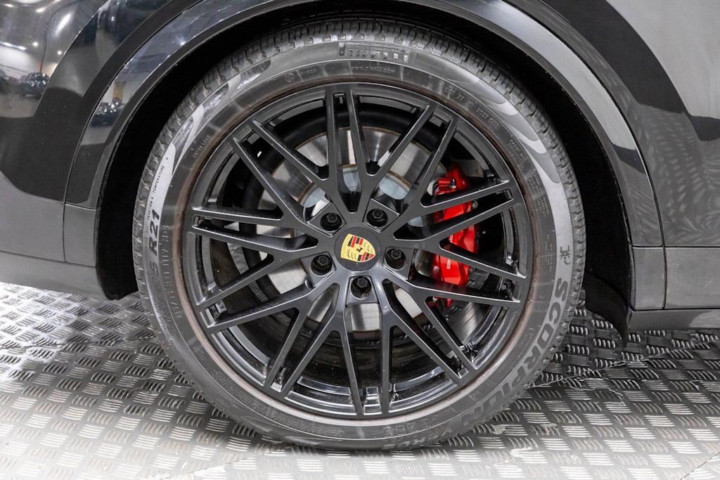 Thumbnail: 2024 Porsche Cayenne - 58