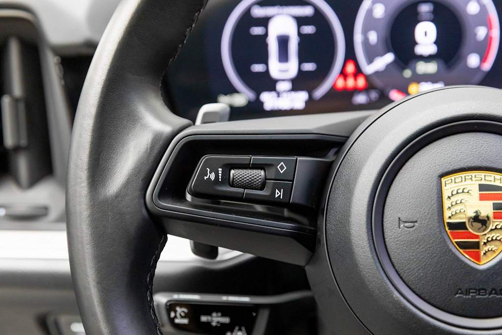 Thumbnail: 2024 Porsche Cayenne - 33