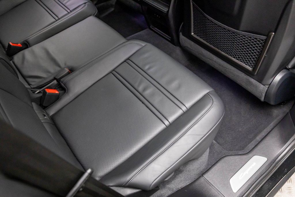 Thumbnail: 2024 Porsche Cayenne - 49