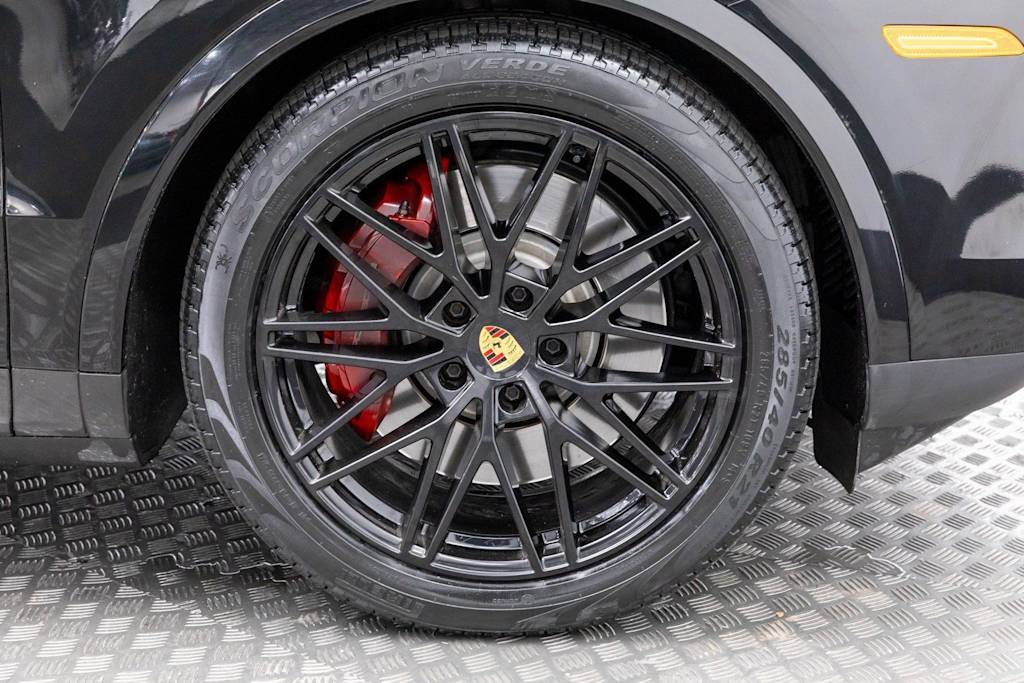 Thumbnail: 2024 Porsche Cayenne - 59